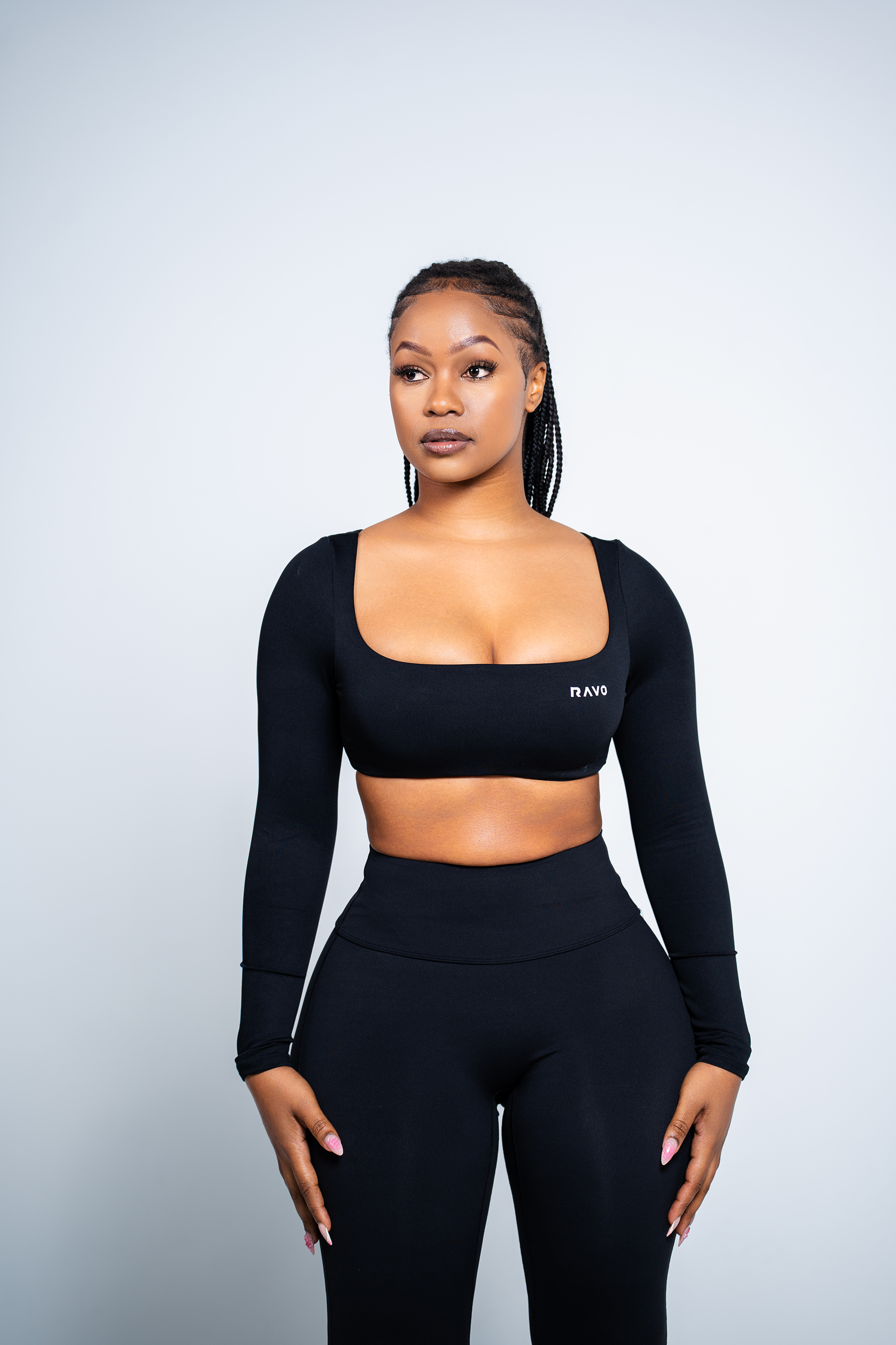 LockedIn™ Long Sleeve Crop Top – Black
