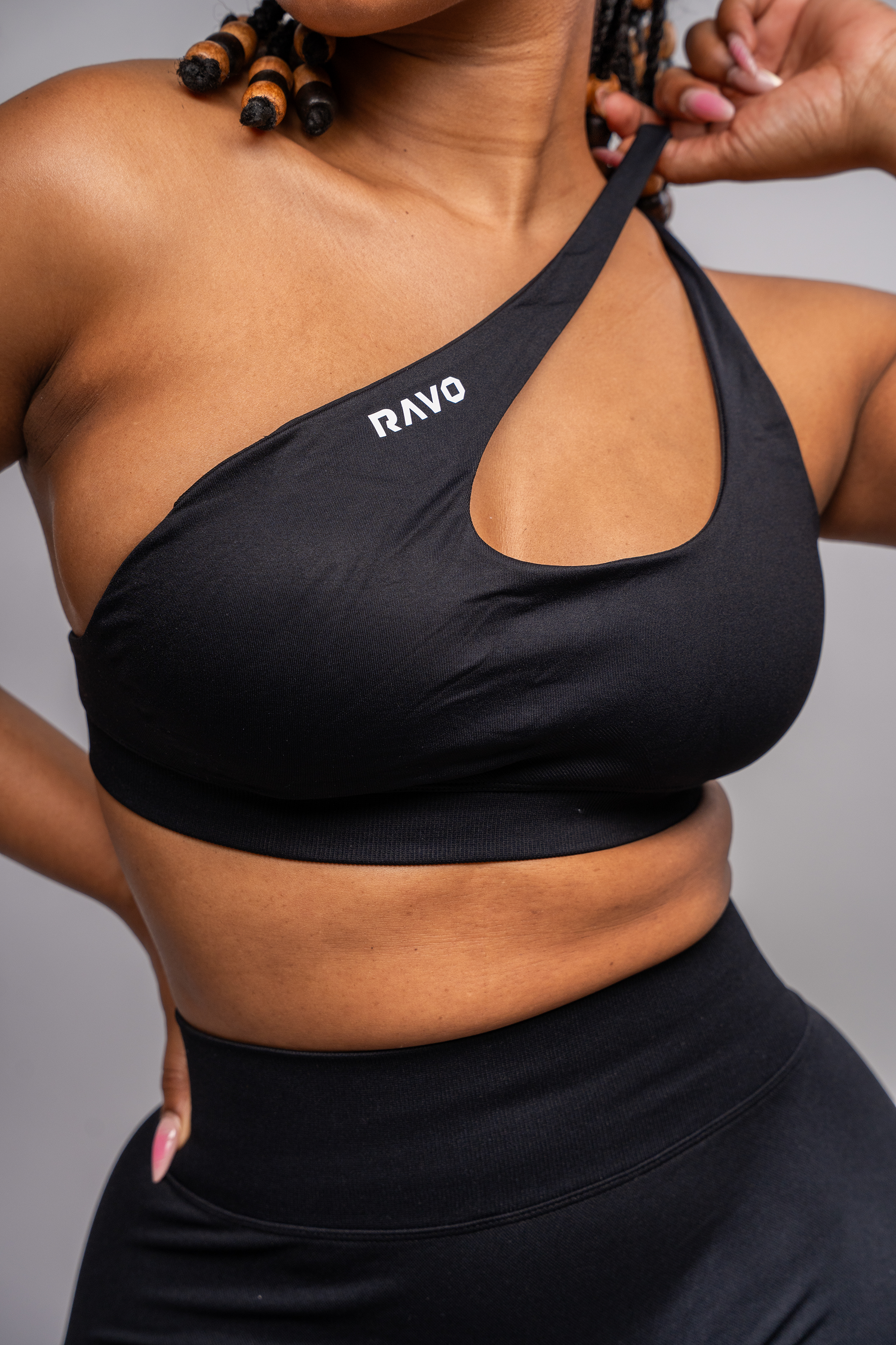 LockedIn™ One Shoulder Bra – Black