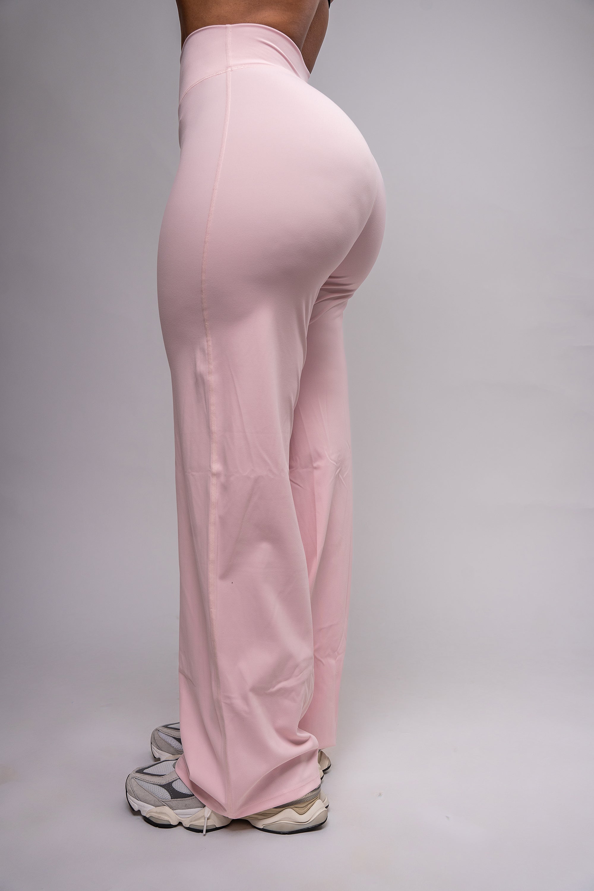 LockedIn™ Straight Leg Bombshell Pants – Pink