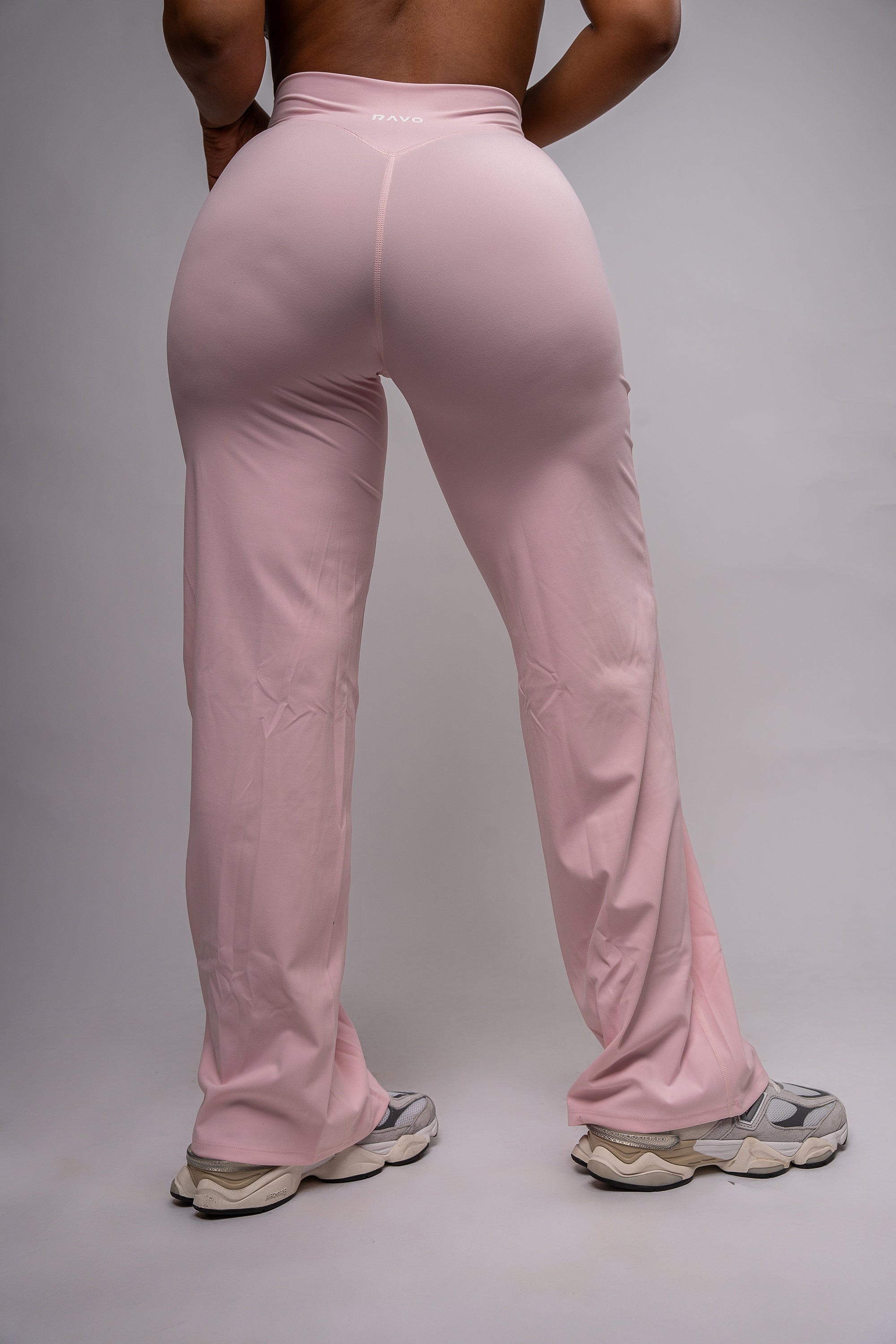 LockedIn™ Straight Leg Bombshell Pants – Pink