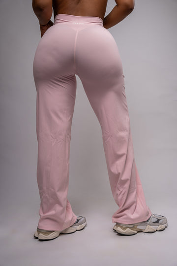 LockedIn™ Straight Leg Bombshell Pants – Pink