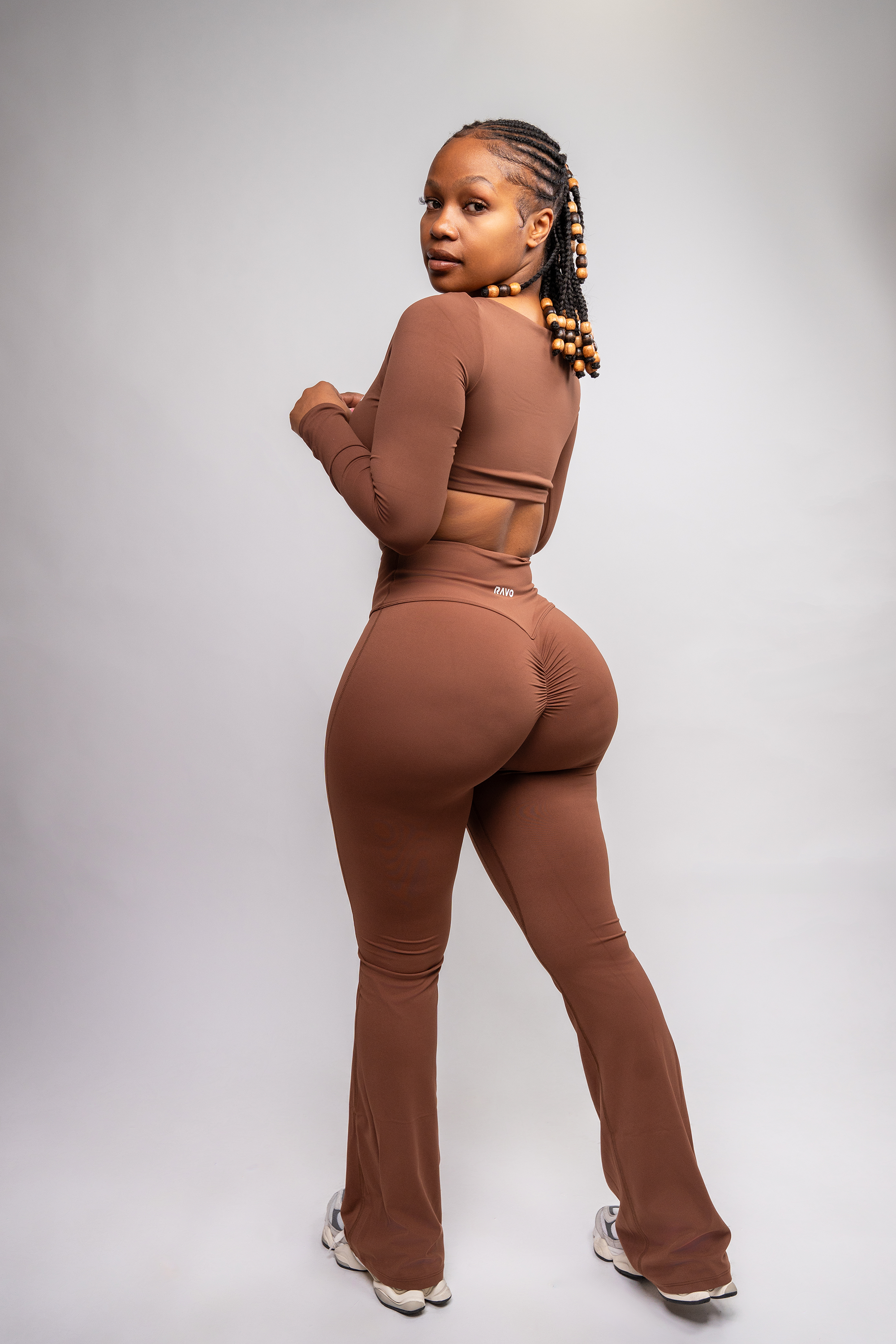 LockedIn™ Long Sleeve Crop top – Coffee